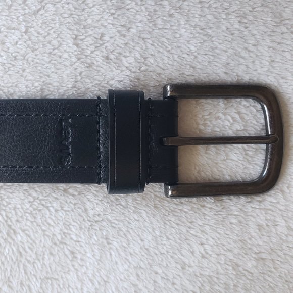 Levi Brand Men's Black Belt size L - Picture 2 of 7